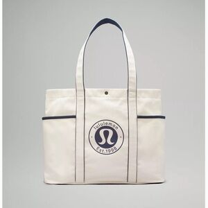 Lululemon canvas tote bag 20L